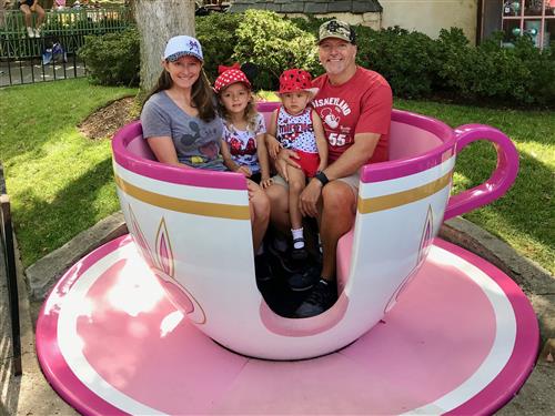 Anderson Family in Tea Cup 
